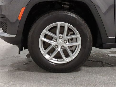 Certified 2024 Jeep Grand Cherokee L Laredo image 13