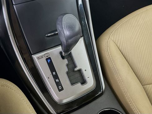 Used 2013 Hyundai Elantra GLS w/ Preferred Pkg image 22