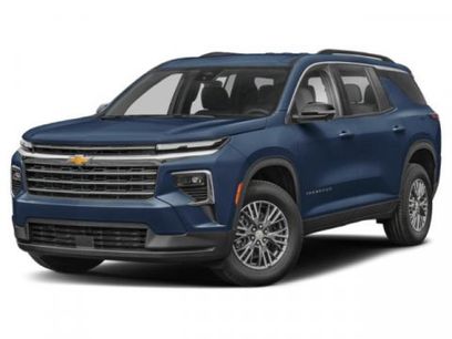 Used 2025 Chevrolet Traverse LT