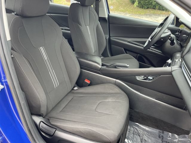 Used 2024 Hyundai Elantra SEL FWD image 17