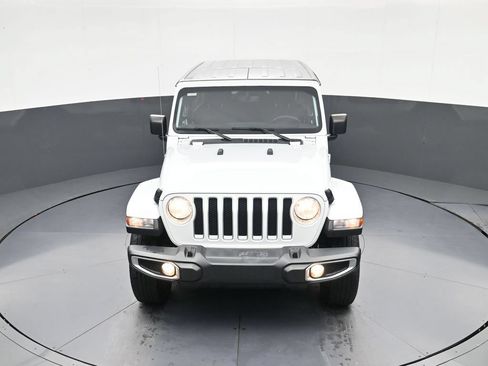 Used 2023 Jeep Wrangler Unlimited Sahara AWD/4WD image 28