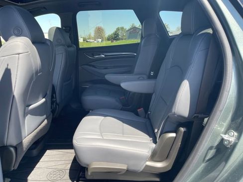 Used 2023 Buick Enclave Essence w/ Experience Buick Package AWD/4WD image 28