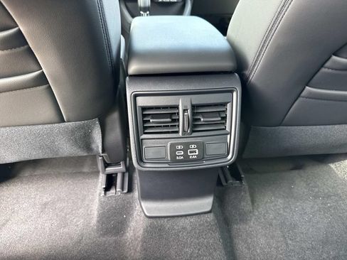 New 2026 Subaru Forester Premium AWD/4WD image 17