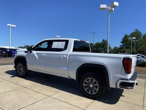 Used 2025 GMC Sierra 1500 AT4 AWD/4WD image 10
