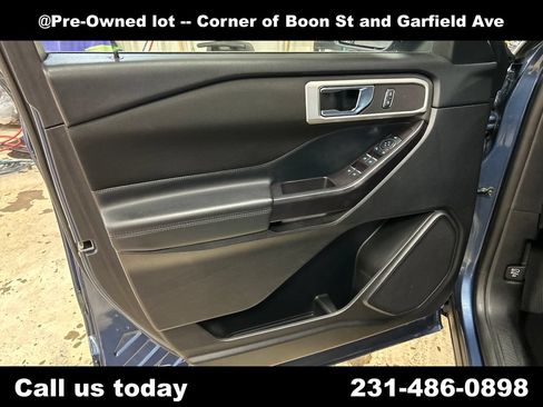 Used 2020 Ford Explorer XLT w/ Comfort Package AWD/4WD image 15