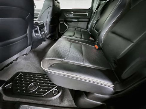 Used 2022 RAM 1500 Laramie AWD/4WD image 29