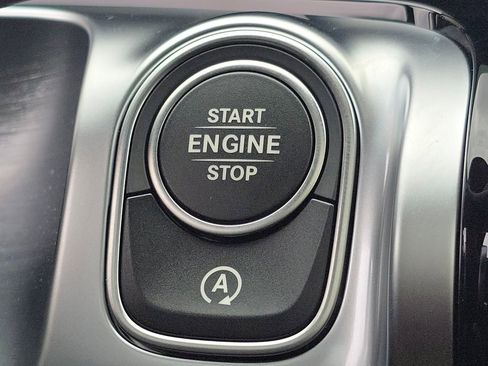 New 2026 Mercedes-Benz GLB 250 4MATIC image 34