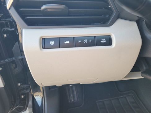 Used 2020 Nissan Altima 2.5 SV FWD image 25