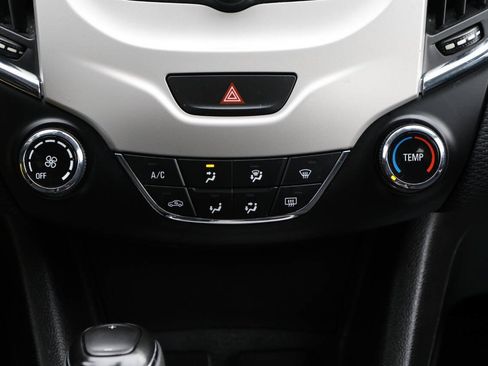 Used 2016 Chevrolet Cruze LS FWD image 21