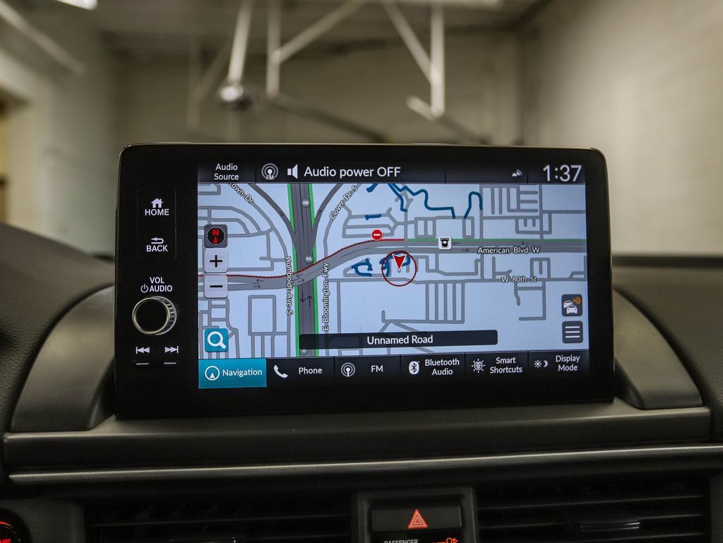 Used 2023 Honda Pilot Touring image 16