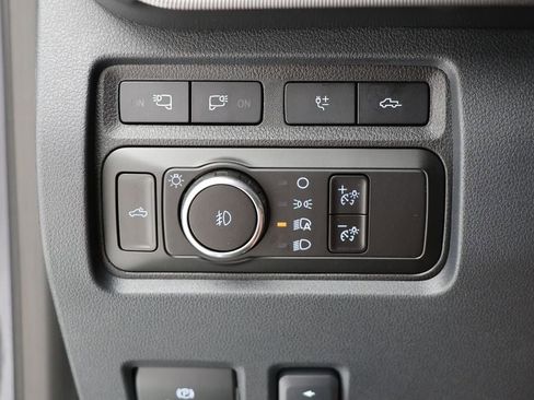 Used 2024 Ford F450 Platinum image 43