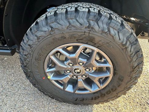 New 2025 Ford Bronco Badlands AWD/4WD image 9