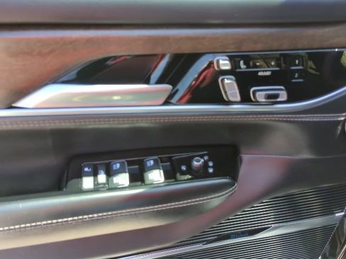 Certified 2024 Jeep Grand Wagoneer L 4WD image 19