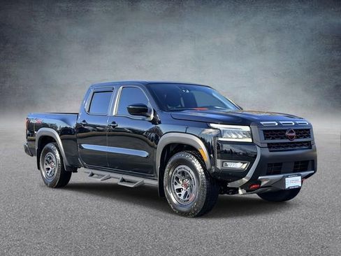 Used 2025 Nissan Frontier PRO-4X w/ Tow Package image 1