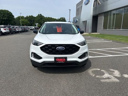 Used 2024 Ford Edge SEL w/ Sport Appearance Package AWD/4WD image 2