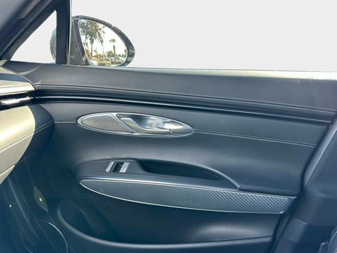 Used 2024 Genesis GV70 2.5T w/ Sport Prestige Package image 25