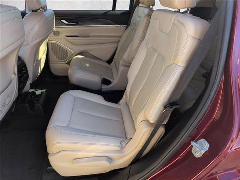 Used 2021 Jeep Grand Cherokee L Limited image 27