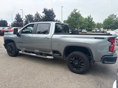 Used 2025 Chevrolet Silverado 2500 LT w/ Trail Boss Package AWD/4WD image 6