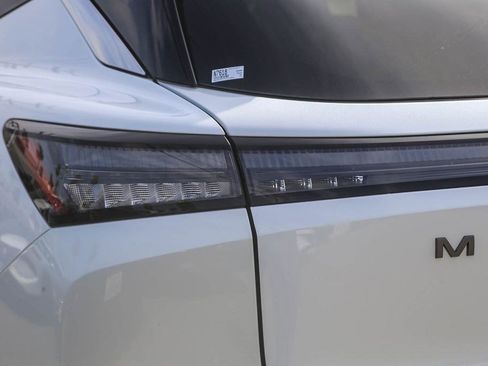 New 2026 Nissan Murano SL AWD/4WD image 9