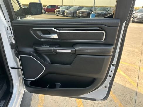 Used 2020 RAM 1500 Laramie AWD/4WD image 28