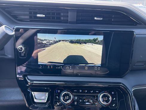 New 2025 GMC Sierra 2500 AT4X image 51