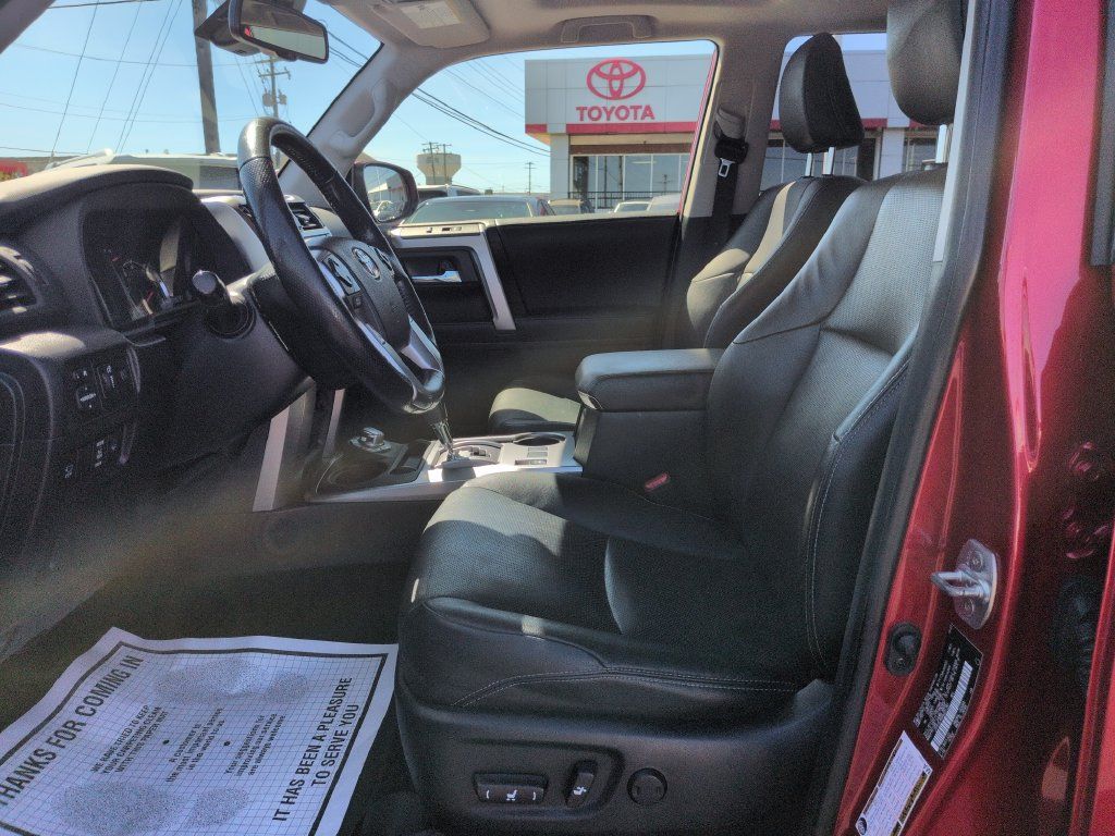 Used 2024 Toyota 4Runner Limited AWD/4WD image 9