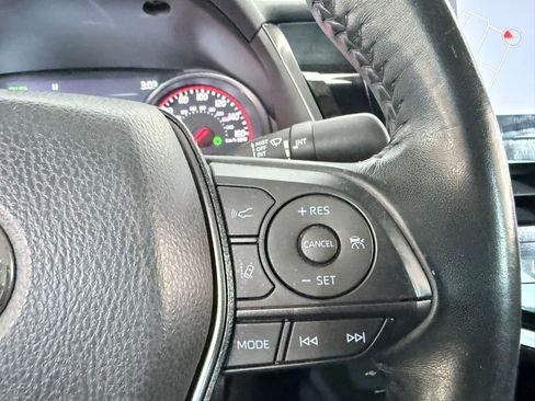 Used 2022 Toyota Camry XSE w/ Navigation Package image 15