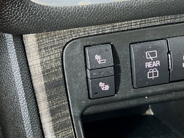 Used 2016 GMC Acadia SLT w/ Open Road Package AWD/4WD image 21
