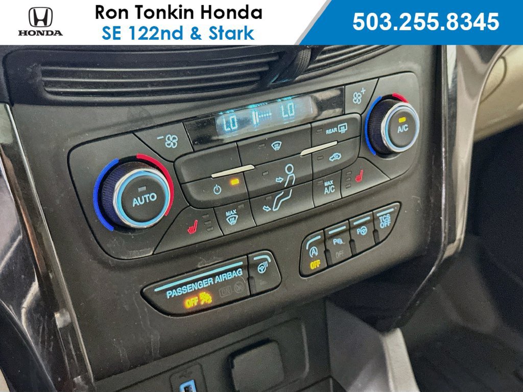 Used 2017 Ford Escape Titanium w/ Equipment Group 301A AWD/4WD image 18
