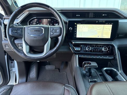 Certified 2024 GMC Sierra 1500 Denali image 49