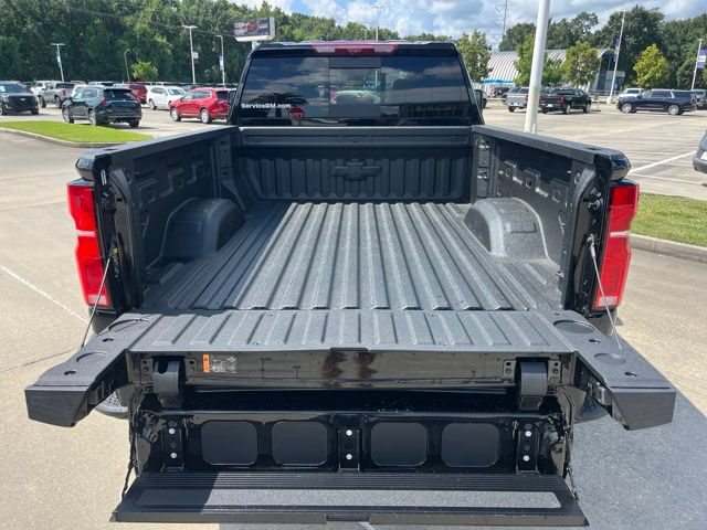 New 2026 Chevrolet Silverado 2500 High Country w/ Midnight Edition AWD/4WD image 10