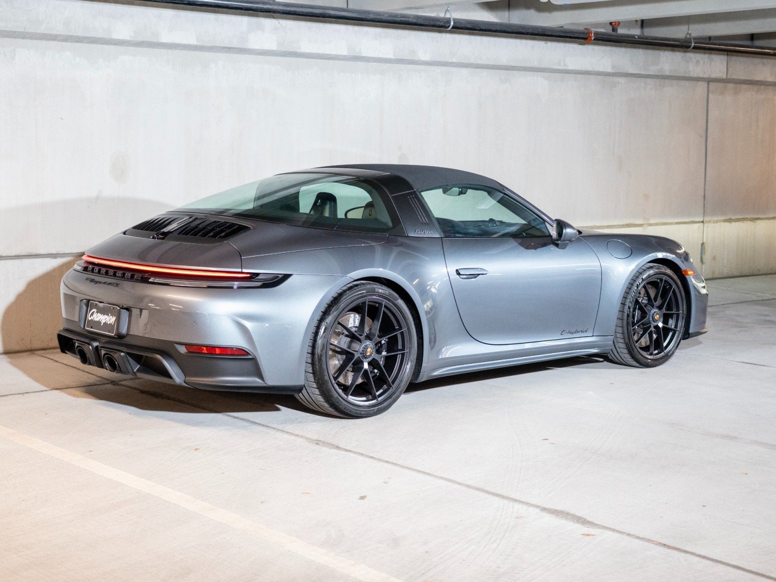 Certified 2026 Porsche 911 Targa 4 GTS AWD/4WD image 9