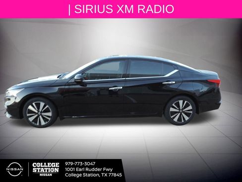 Certified 2020 Nissan Altima 2.5 SV image 7