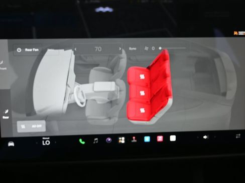 Used 2024 Tesla Model X AWD/4WD image 32