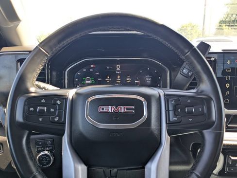 Used 2025 GMC Sierra 1500 SLT AWD/4WD image 22