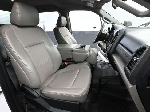 Used 2021 Ford F250 XL w/ Power Equipment Group image 44