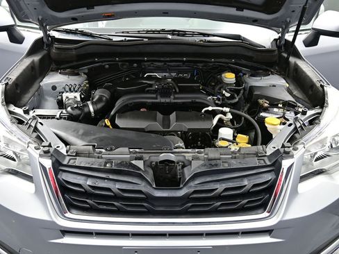 Used 2018 Subaru Forester 2.5i Limited image 17