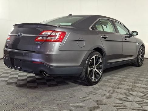 Used 2015 Ford Taurus SEL w/ Equipment Group 201A FWD image 9