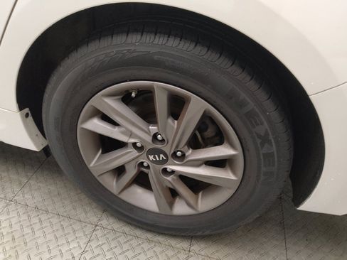 Used 2020 Kia Optima LX FWD image 31