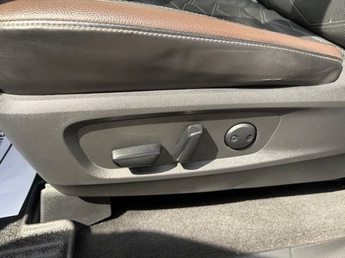 Used 2023 Nissan Pathfinder Platinum AWD/4WD image 27