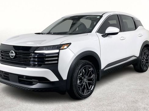 Certified 2025 Nissan Kicks SV image 15