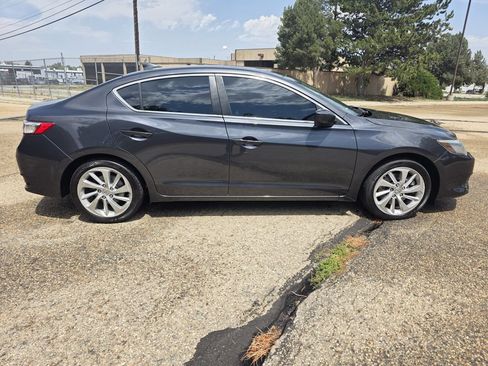 Used 2016 Acura ILX FWD image 9