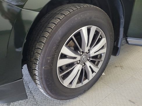 Used 2019 Nissan Pathfinder SL AWD/4WD image 31