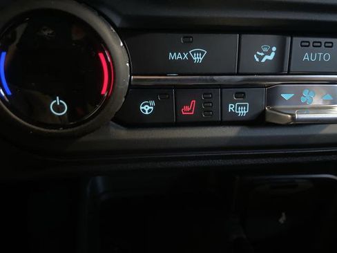 New 2025 Ford Bronco Badlands AWD/4WD image 7