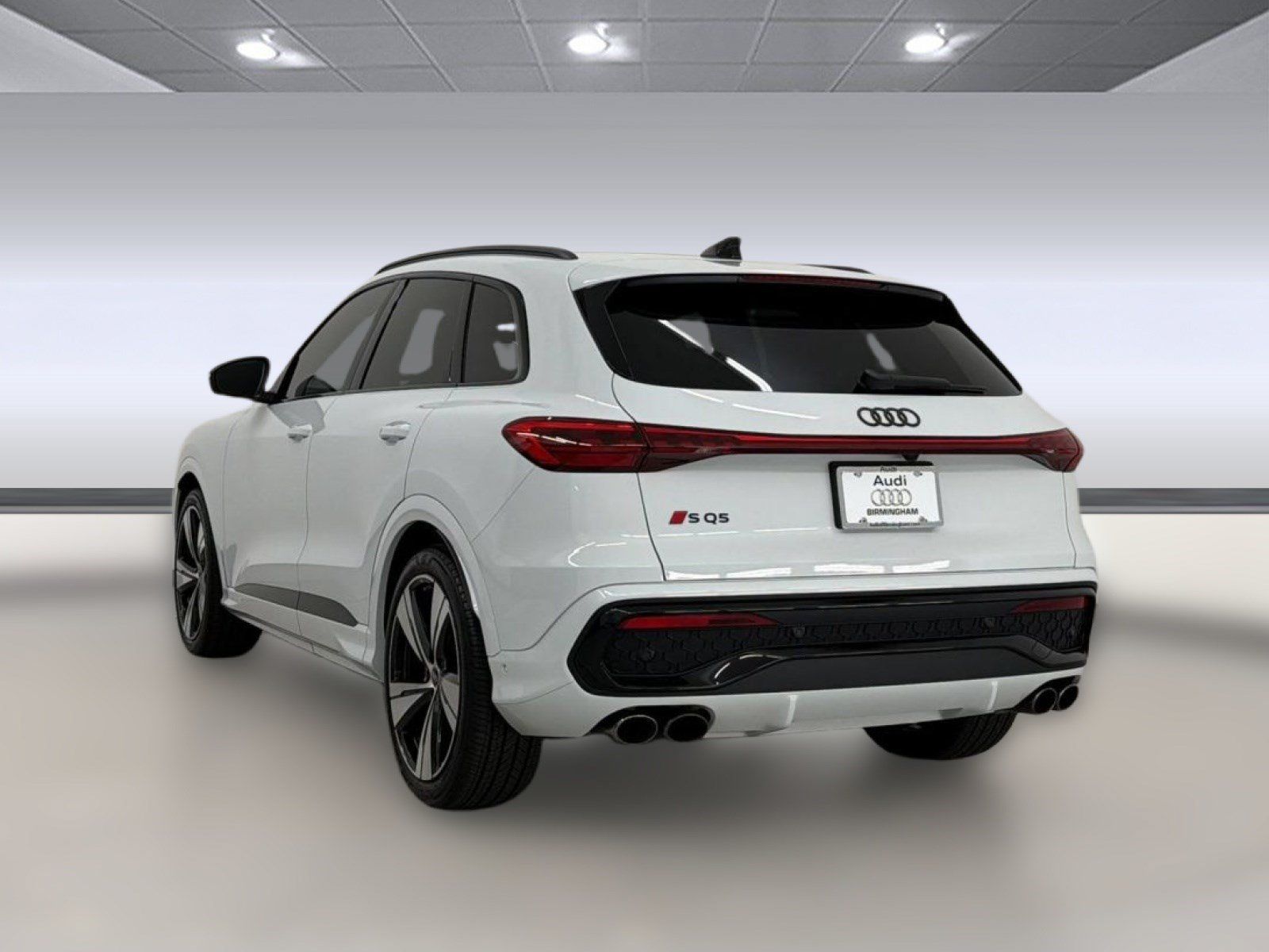 Used 2025 Audi SQ5 Premium Plus AWD/4WD image 3