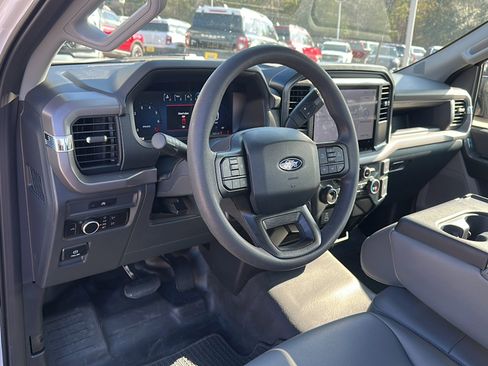 Used 2025 Ford F150 XL RWD image 10