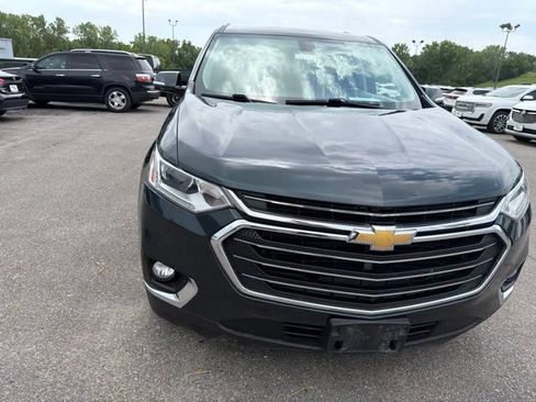Used 2019 Chevrolet Traverse LT w/ LT Premium Package AWD/4WD image 7
