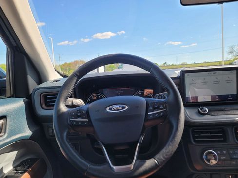 Used 2022 Ford Maverick Lariat w/ Lariat Luxury Package AWD/4WD image 18