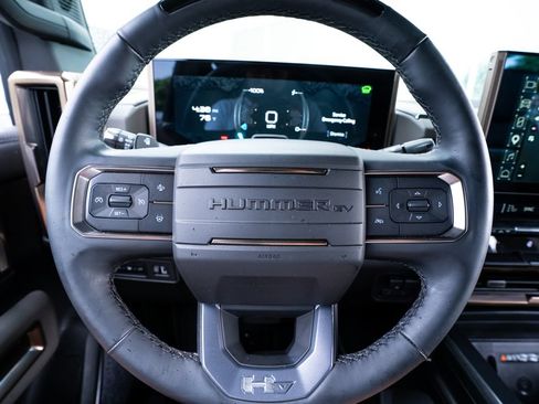 Used 2025 GMC Hummer EV 2X AWD/4WD image 27