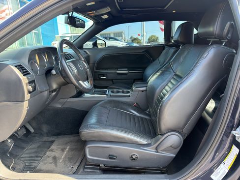 Used 2012 Dodge Challenger R/T RWD image 20